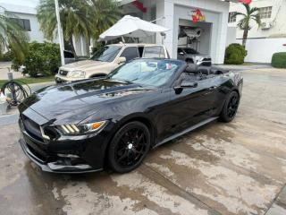 Chevrolet Camaro - Negro - Convertible
