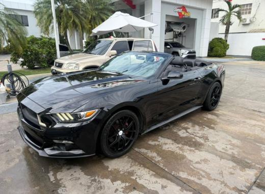 Chevrolet Camaro - Negro - Convertible